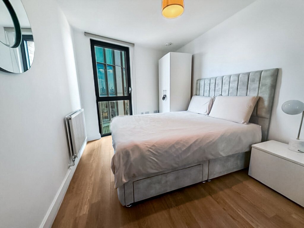 Victoria House, Surrey Quays Road, London, SE16 Image 9