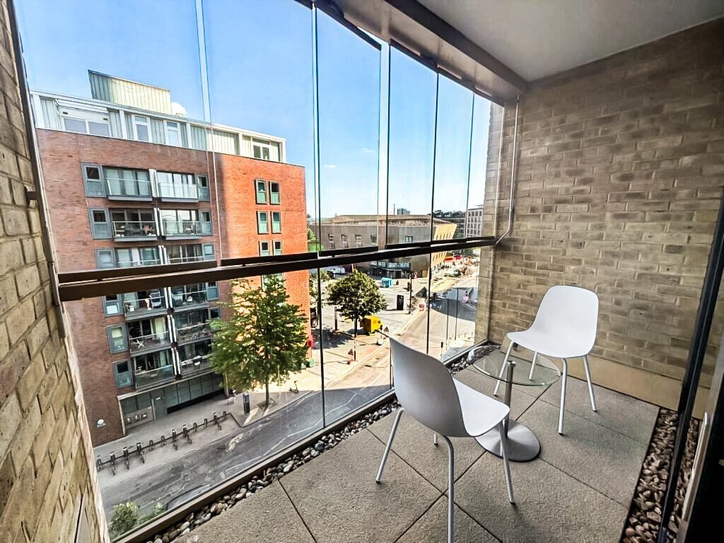 Victoria House, Surrey Quays Road, London, SE16 Image 11