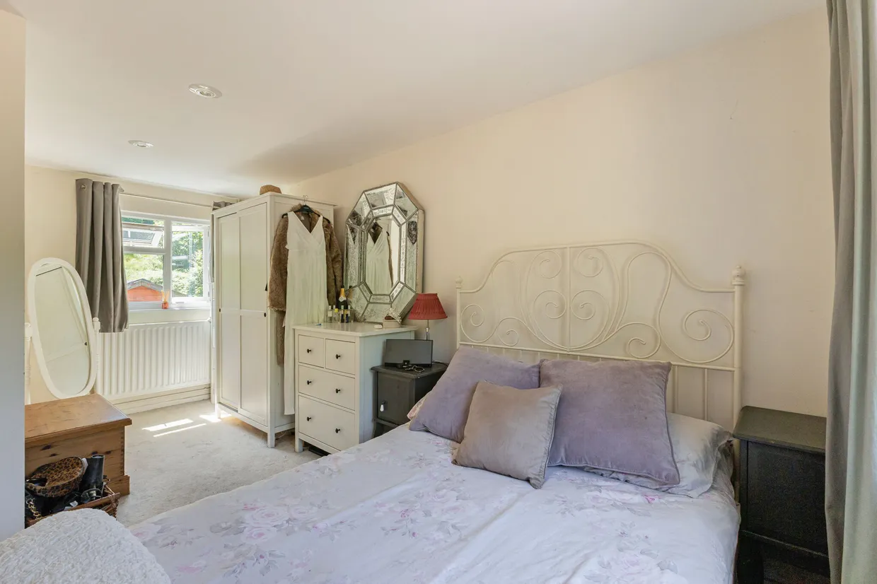 Stodham Lane, Liss, GU33 photo 10
