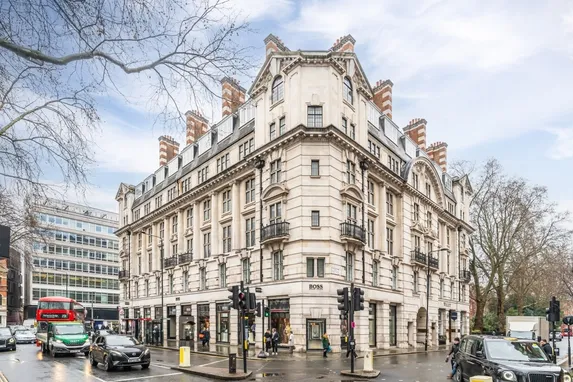 Wellesley House Sloane Square London SW1W