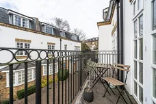 Watermans Mews The Mall W5 (EPC D) photo 2