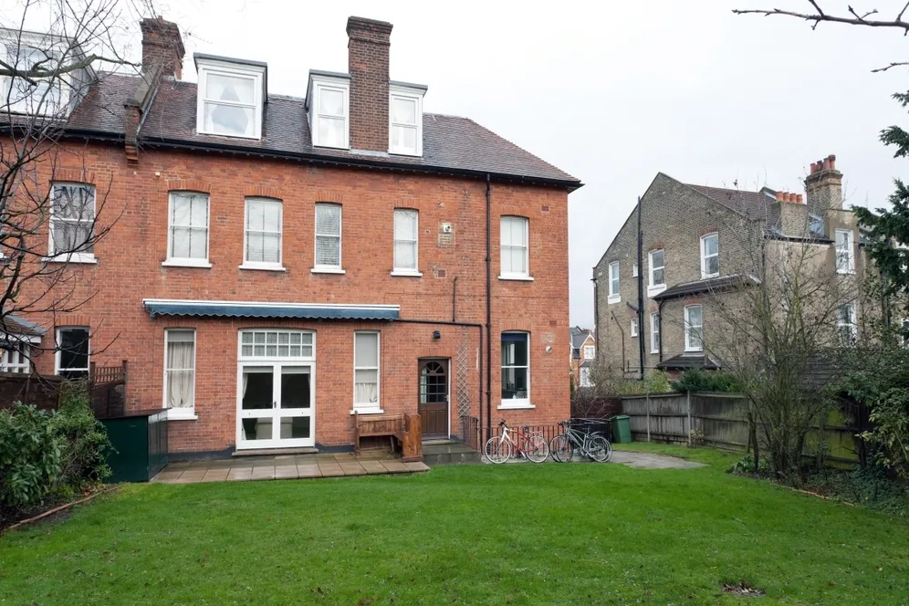 Leopold Road, SW19 photo 6