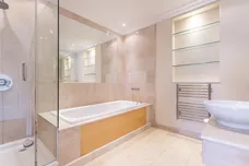 Whitcome Mews Richmond TW9 photo 7