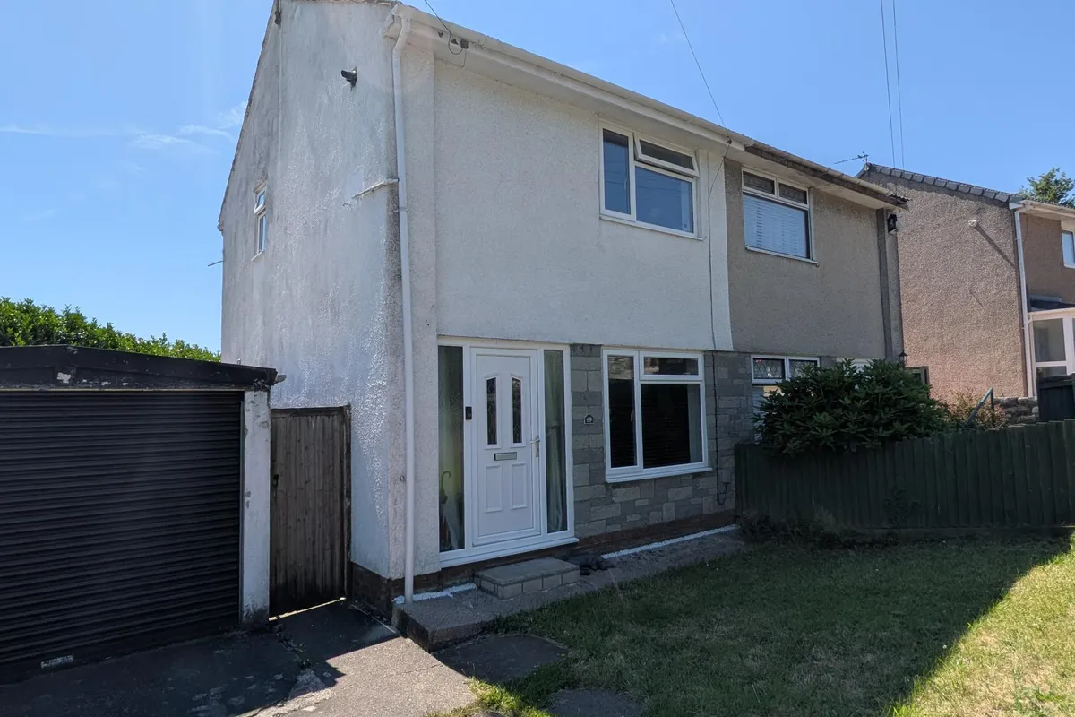Heol Seward, Beddau, Pontypridd