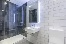 Commodore House, E16 photo 6