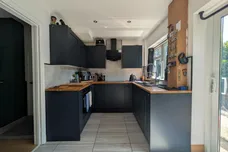 Heol Seward, Beddau, Pontypridd