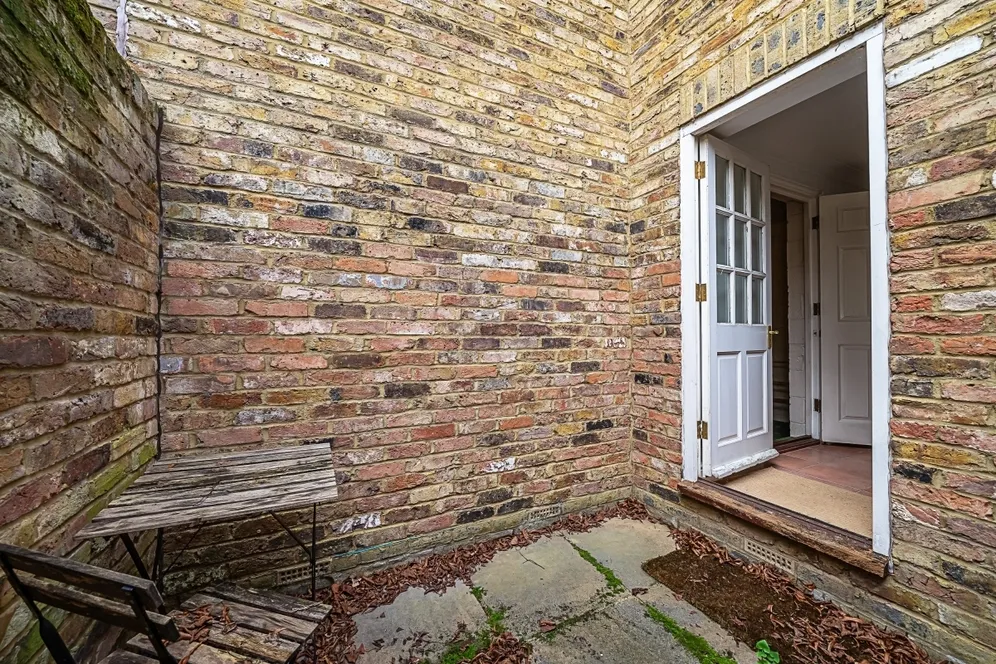 Watermans Mews The Mall W5 (EPC D) photo 10