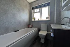 Heol Seward, Beddau, Pontypridd