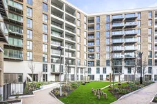 Commodore House, E16 photo 15