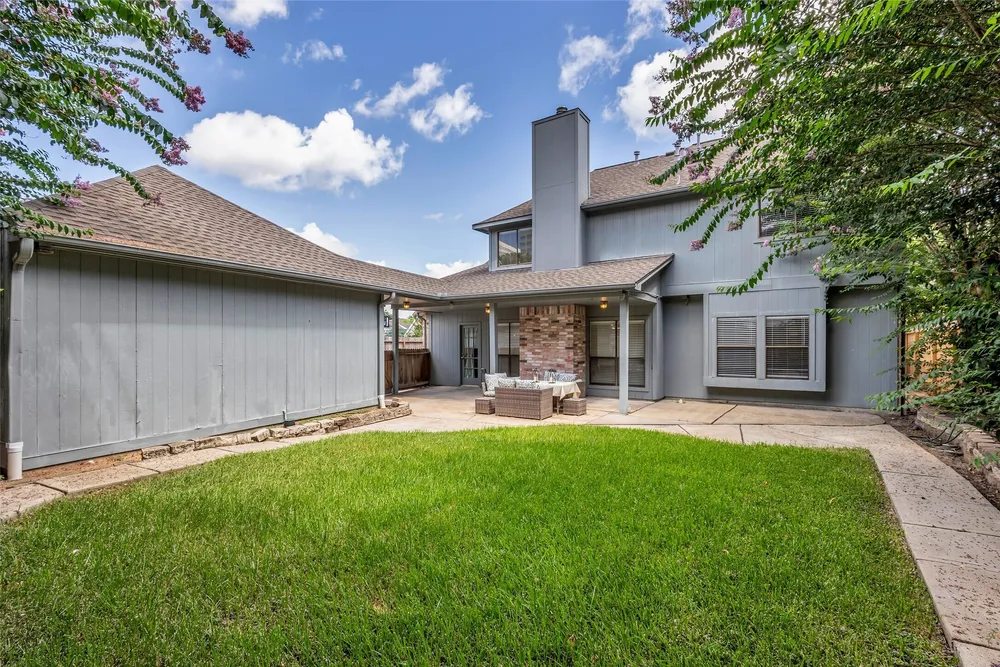 11727 Pecan Creek Dr, Houston, TX 77043