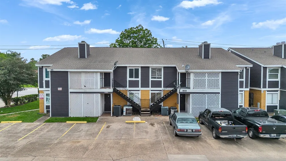 12658 Ashford Meadow Dr, Houston, TX 77082