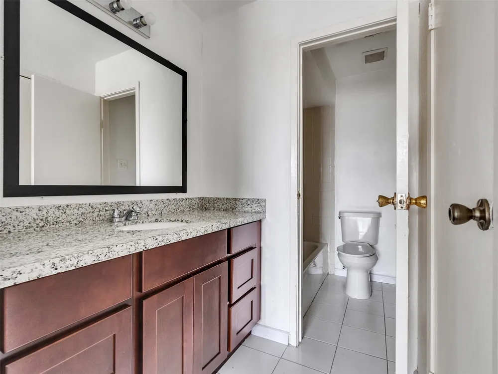 12658 Ashford Meadow Dr, Houston, TX 77082