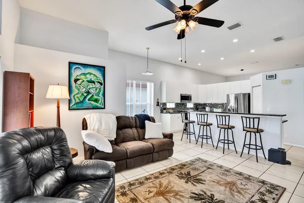 5886 Bay Hill Circle, Lake Worth Beach, FL 33463
