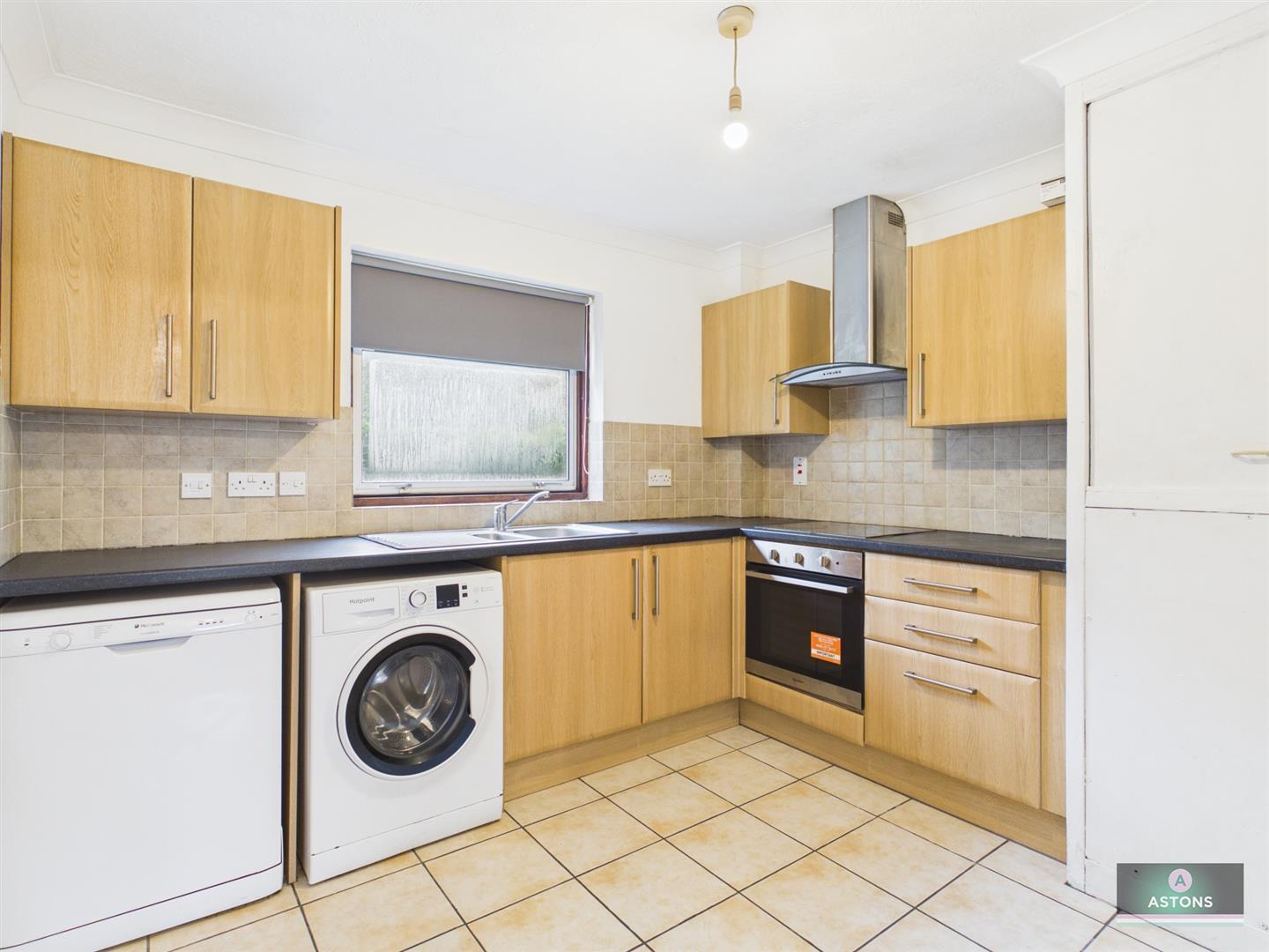 Hollin Court, Northgate Image 2