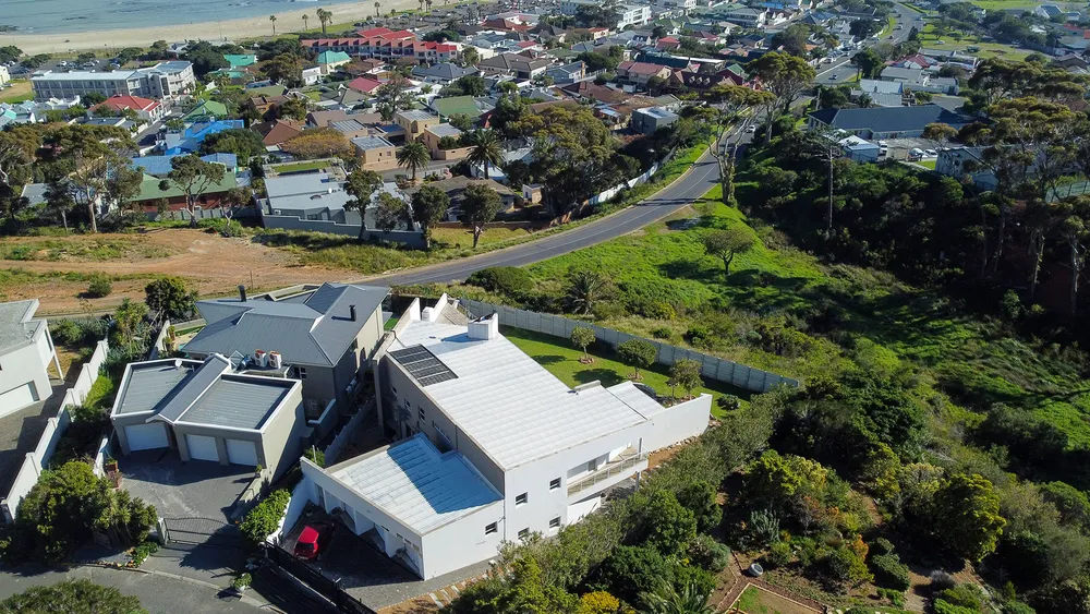 South Africa, Western Cape, Mountainside, Goeie Hoop Street, 8
