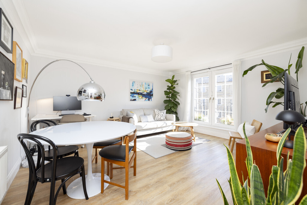 89 (Flat 12) East London Street, New Town, Edinburgh, EH7 4BQ Image 2