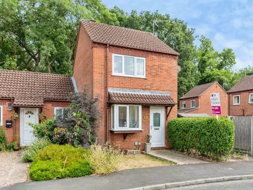Summerfield Drive, Sleafordphoto