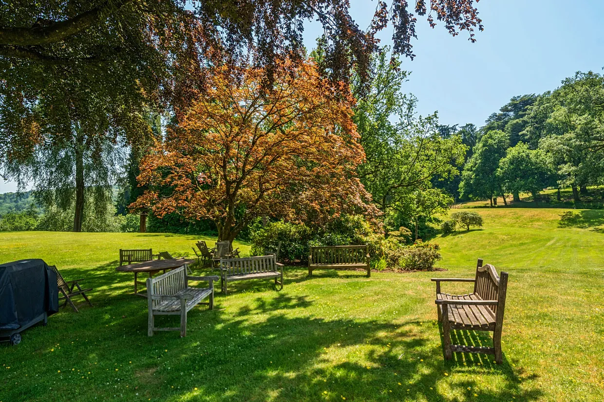 Lythe Hill Park, Haslemere, GU27 photo 10