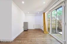 Venus Mews, MITCHAM