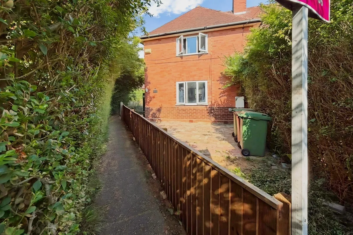 Bracken Close, Nottingham