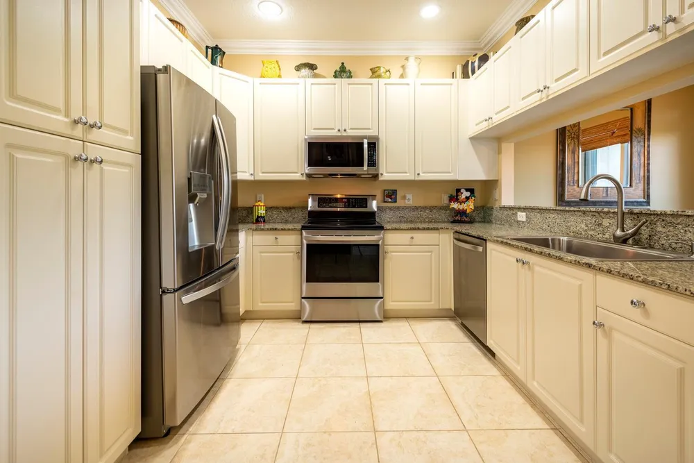 3501 Lakeside Dr, Davie, FL 33328
