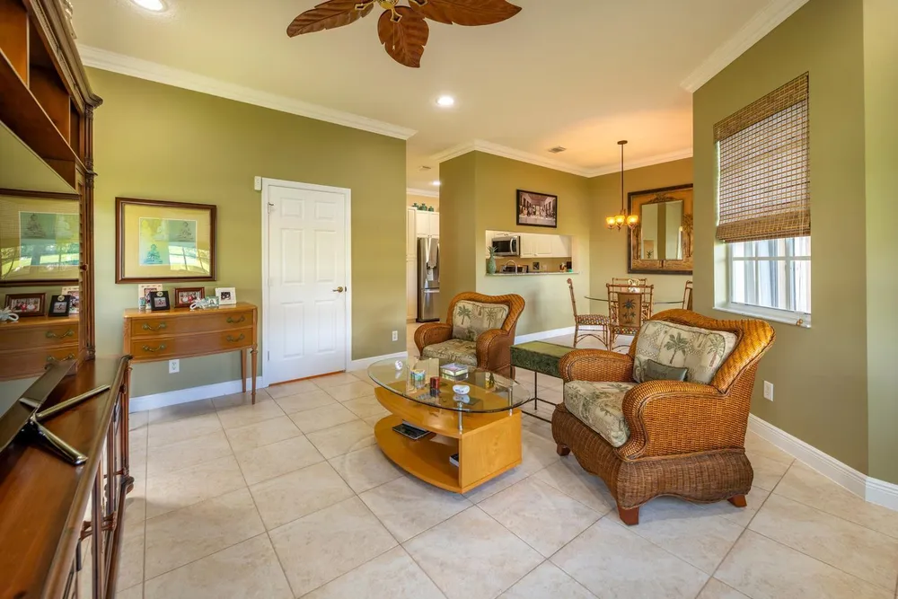 3501 Lakeside Dr, Davie, FL 33328