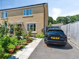St. James Drive, Corsham photo