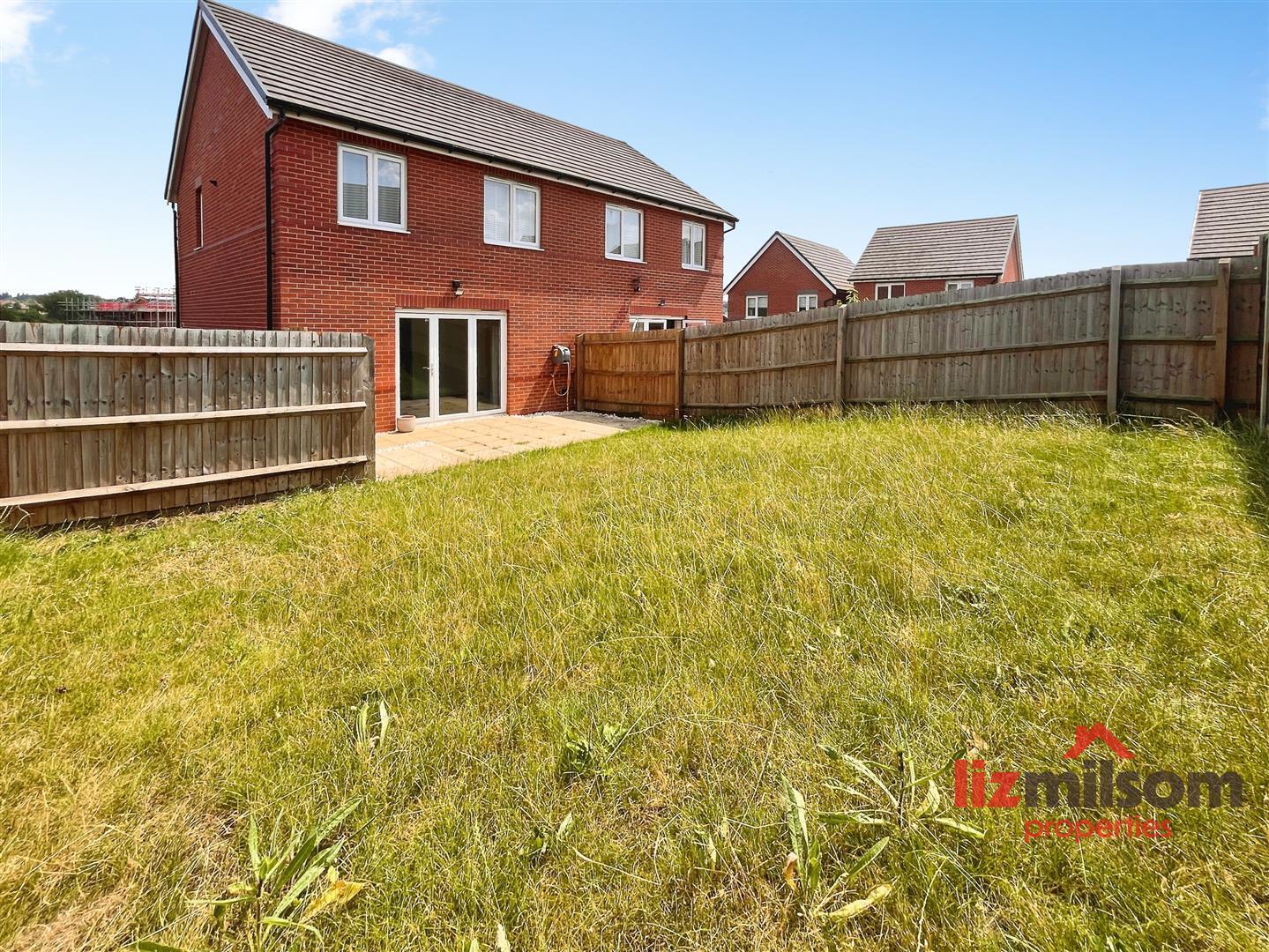 Emerald Gardens, Newhall, Swadlincote Image 20