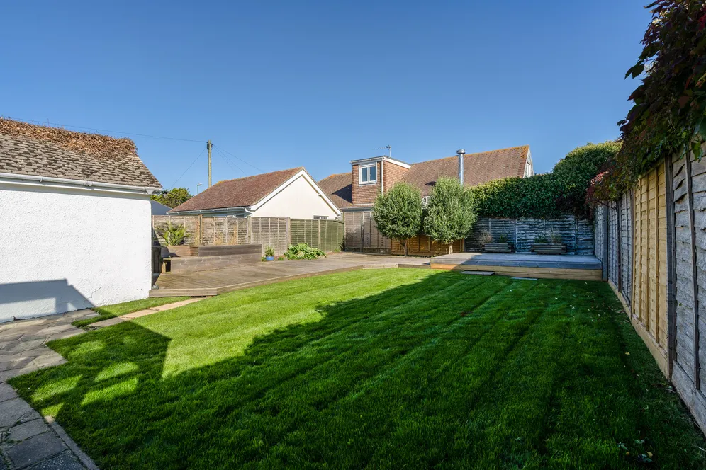 Beech Avenue, Chichester, PO20 photo 6