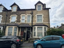 Grove Park Terrace, Harrogate photo