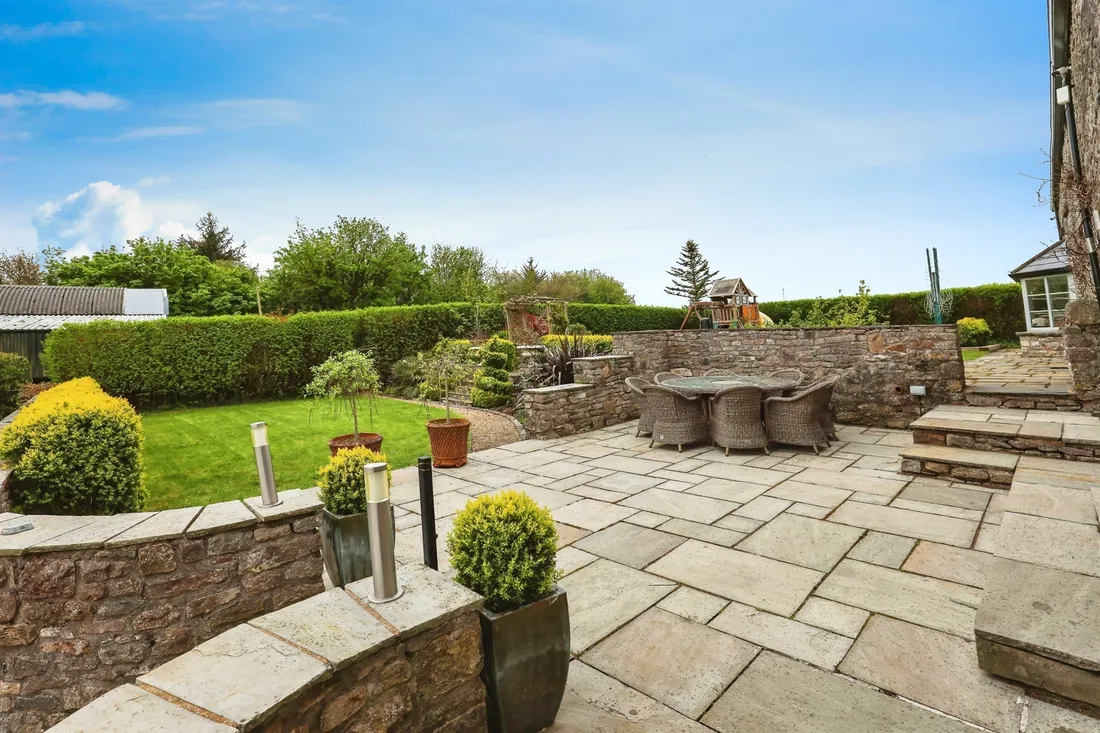 Property photo 8