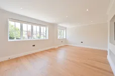 Crabtree Lane, Harpenden, AL5 photo 11