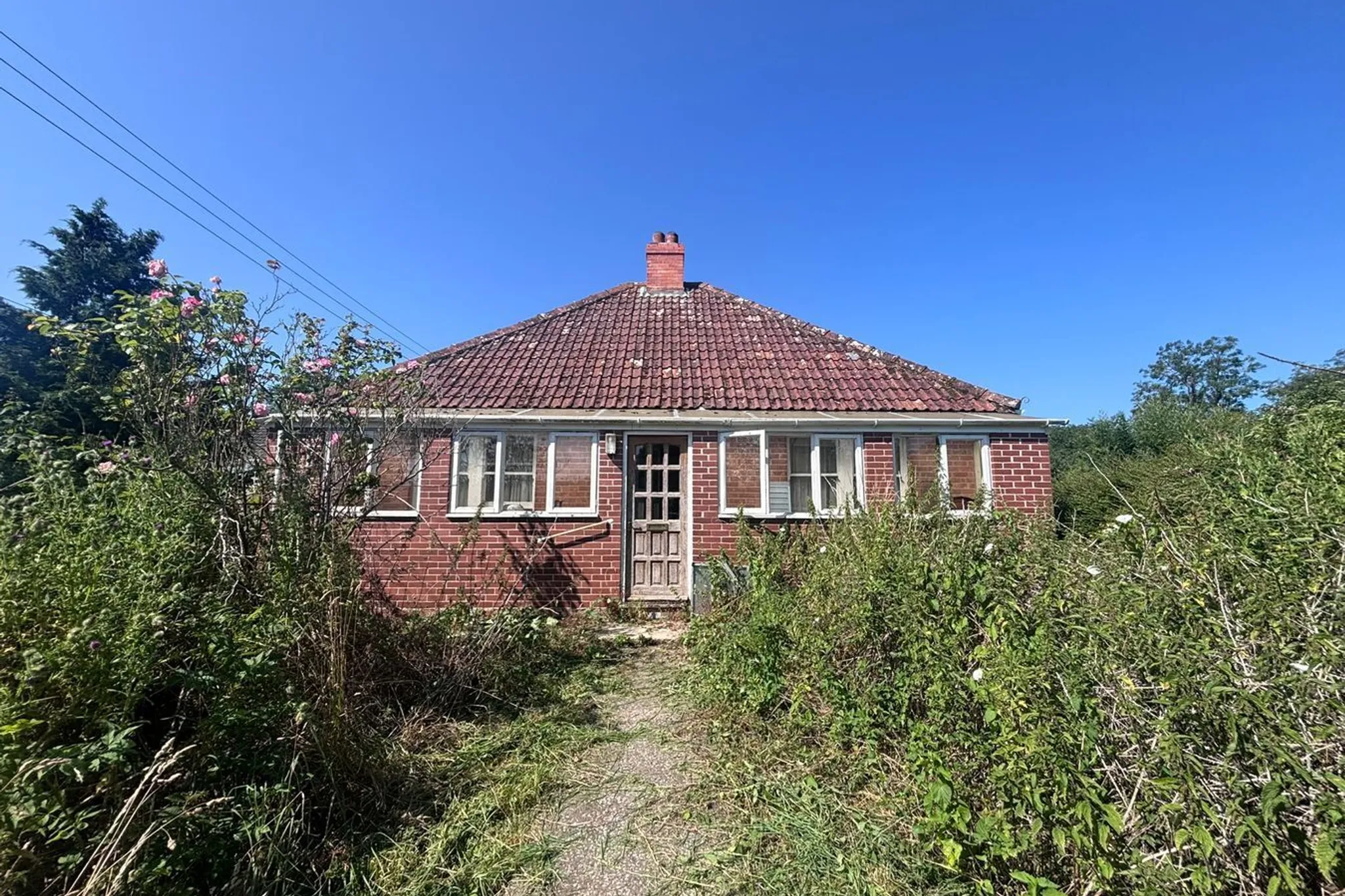 The Bungalow, 2 Moor View, Henley, Langport TA10 9BH