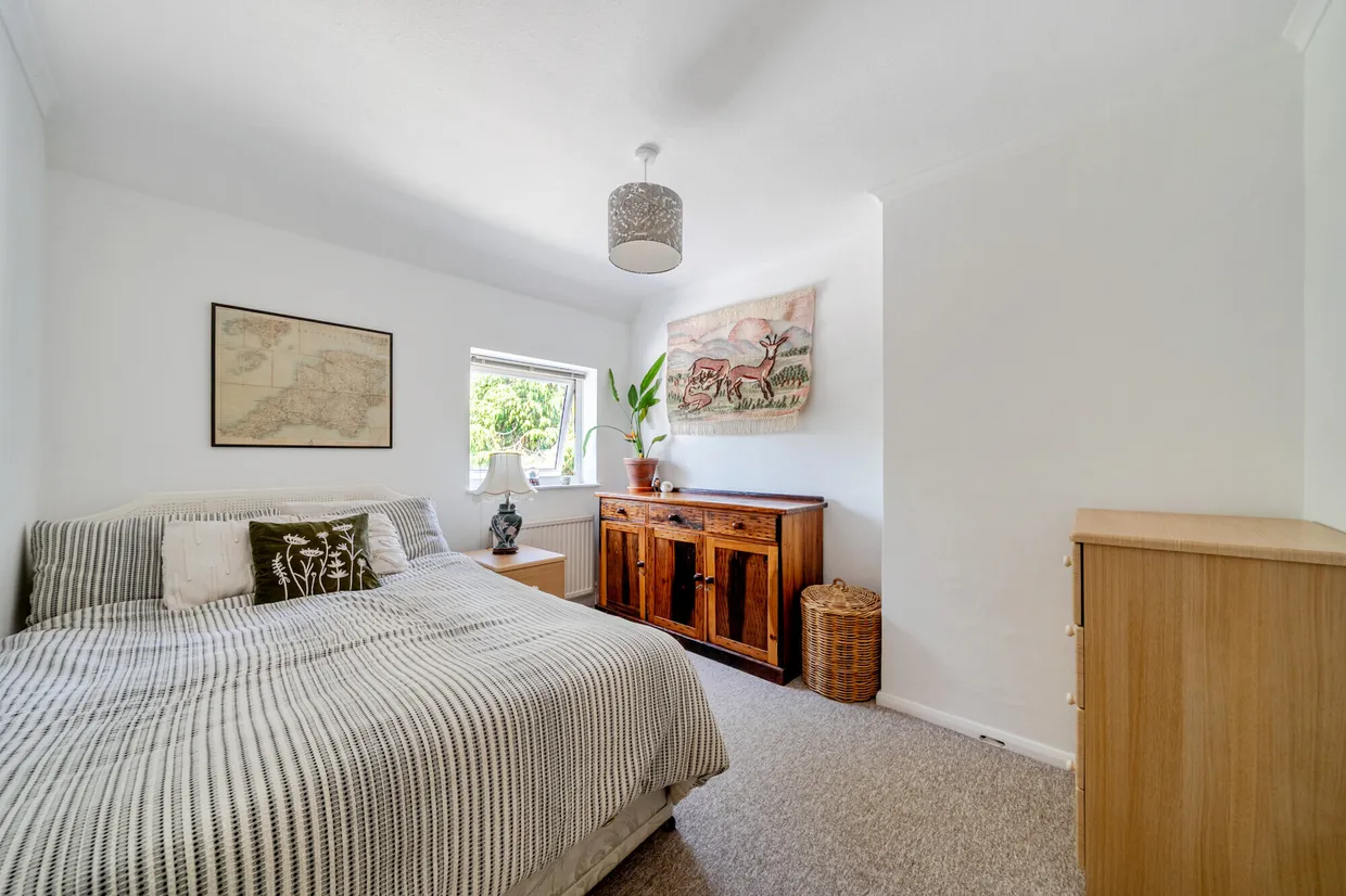 Border Road, HASLEMERE, GU27 photo 7