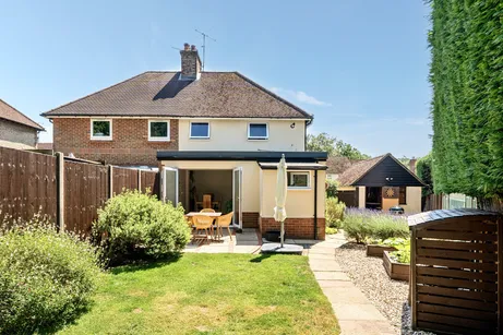 Border Road, HASLEMERE, GU27