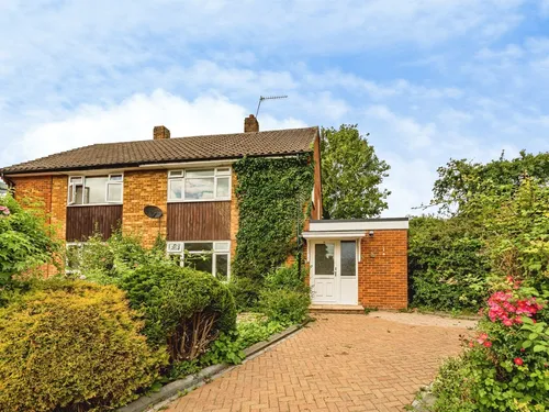Southfield Gardens, Burnham, Sloughphoto