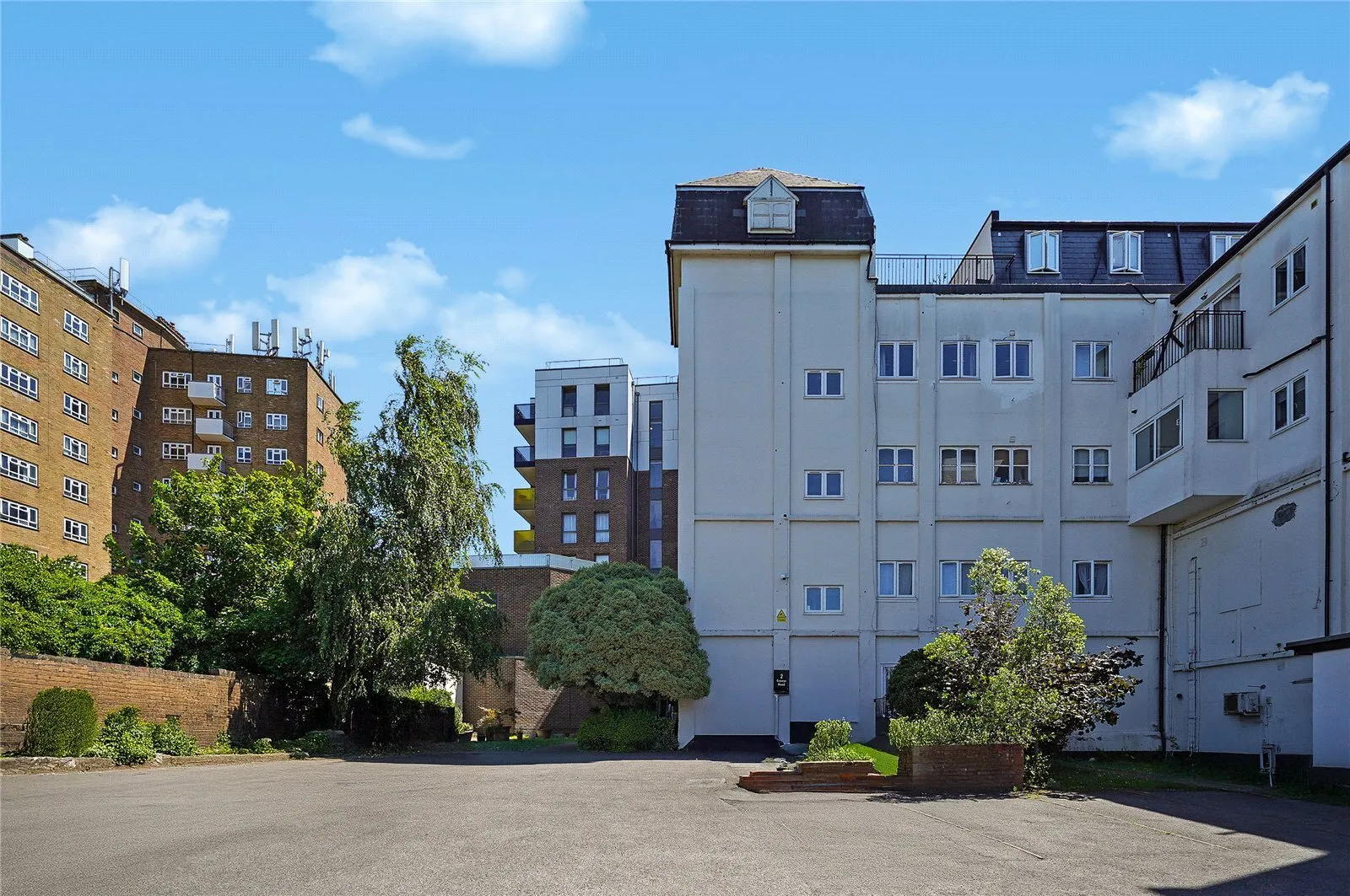 Crewys Road, Childs Hill, London, NW2