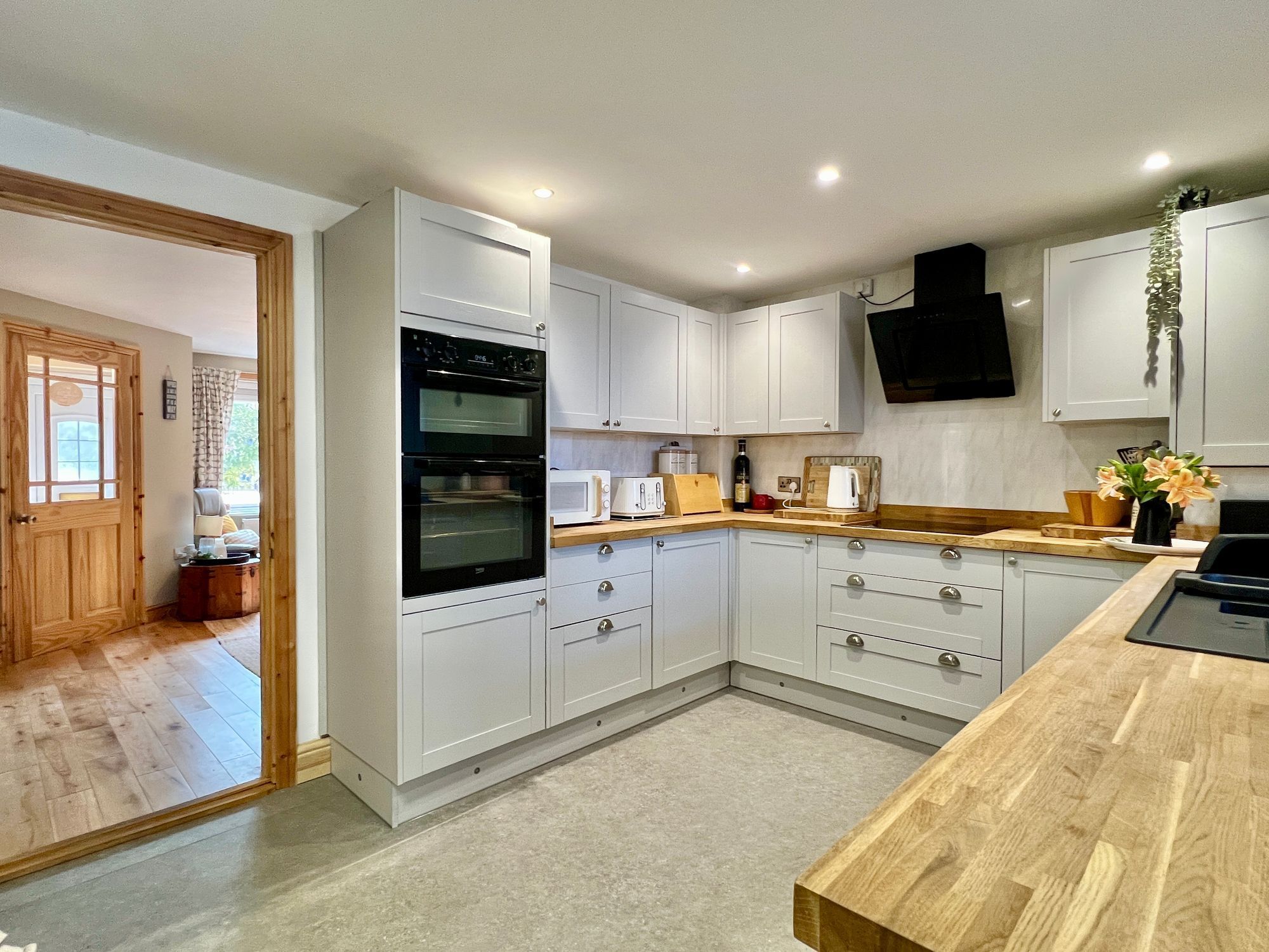 Burge Crescent, Cotford St.Luke Image 9