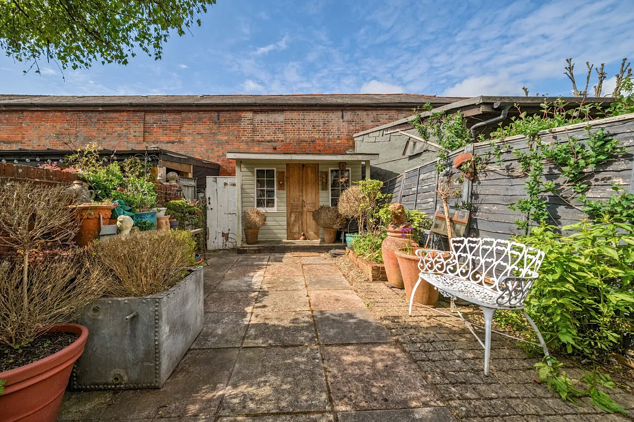 London Road, Marlborough, SN8 photo 3