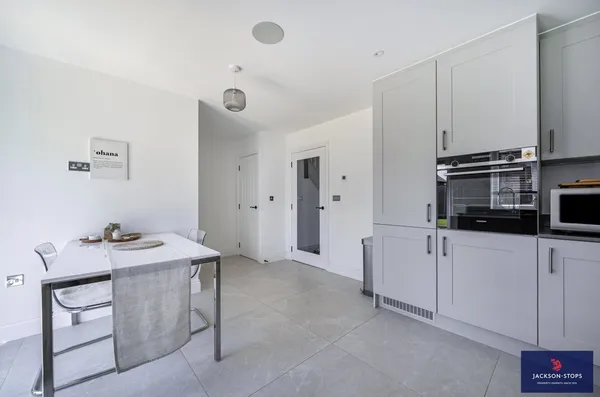 Menday Gardens Mews, Wavendon, MK17 photo 5