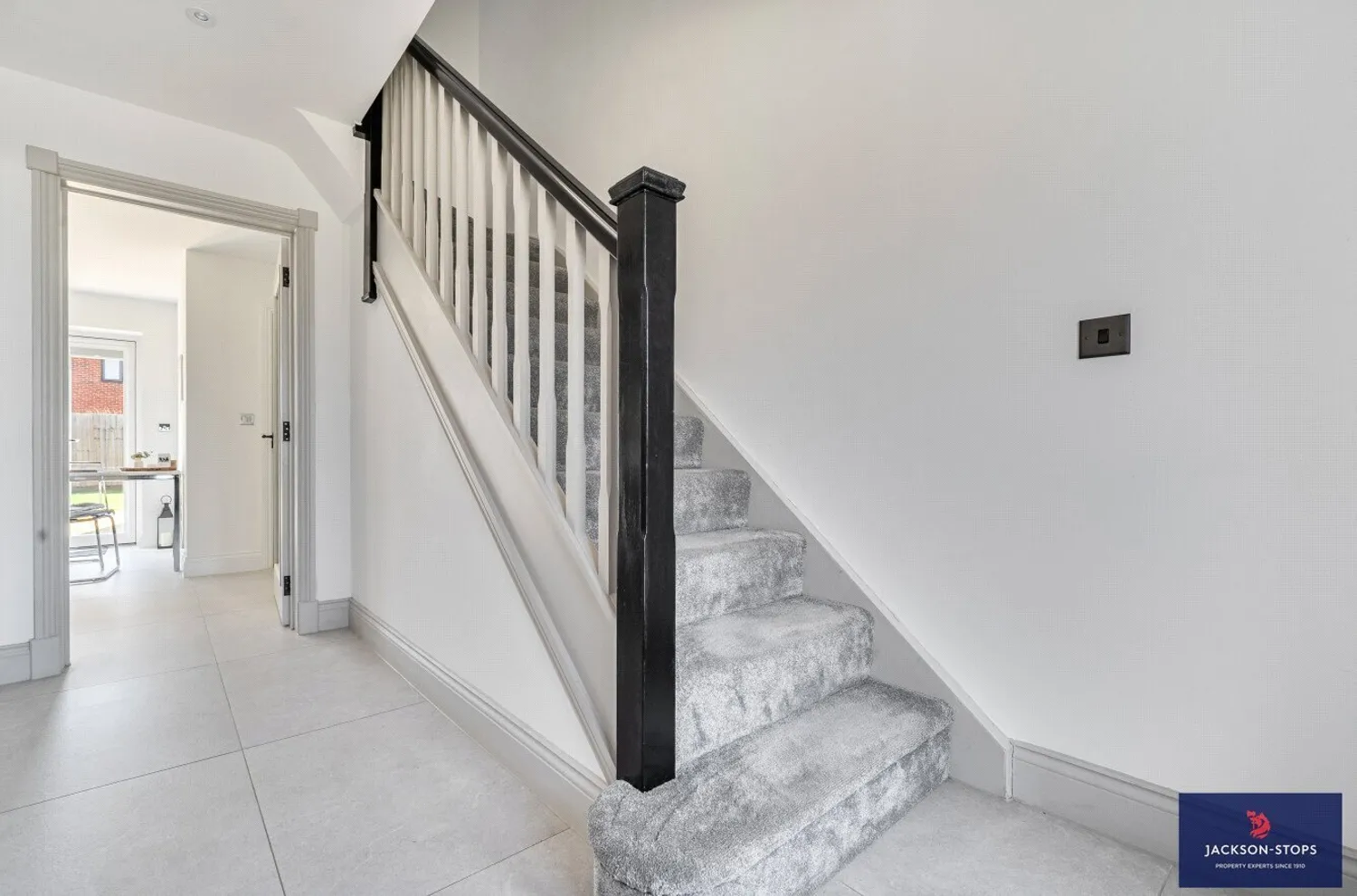 Menday Gardens Mews, Wavendon, MK17 photo 6