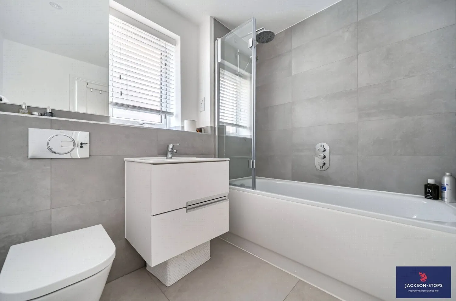 Menday Gardens Mews, Wavendon, MK17 photo 12