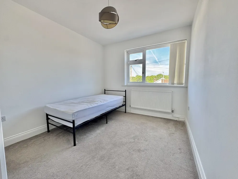 Property carousel item 25
