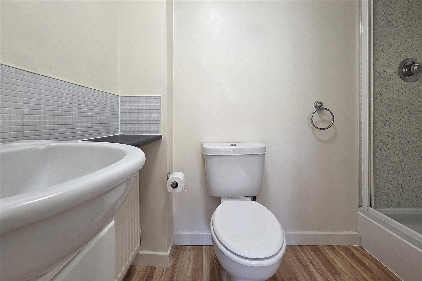Little Hackets, Havant, Hampshire, PO9 Image 11