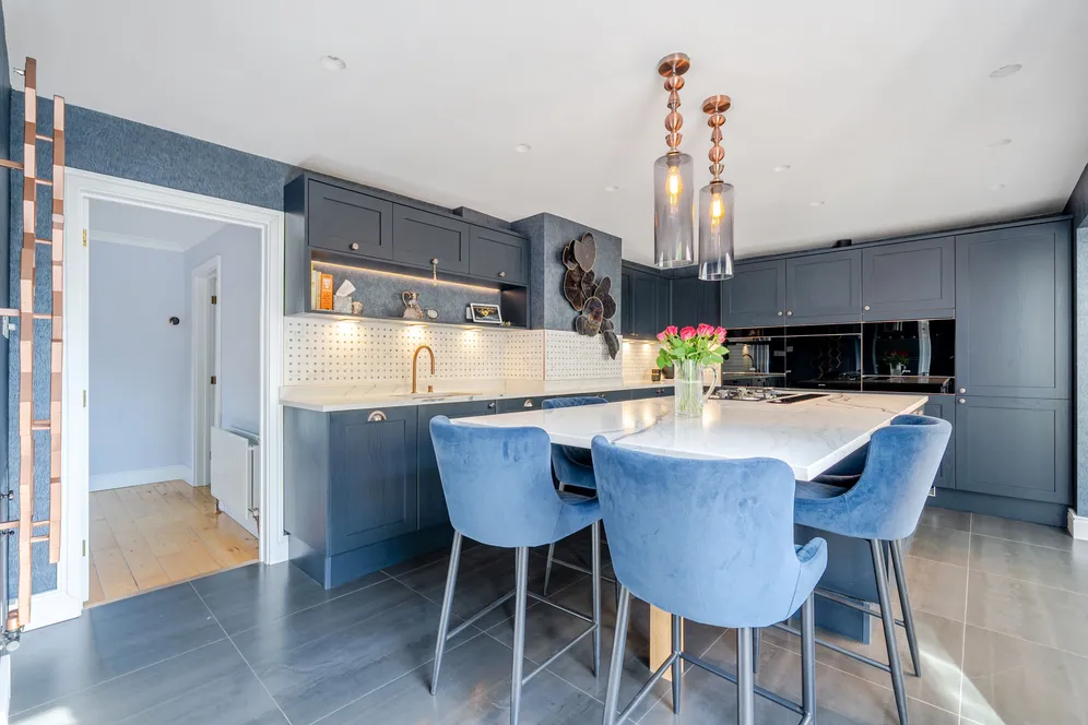 Rosewood Drive, Shepperton, TW17 photo 4