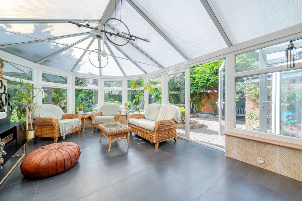 Rosewood Drive, Shepperton, TW17 photo 5