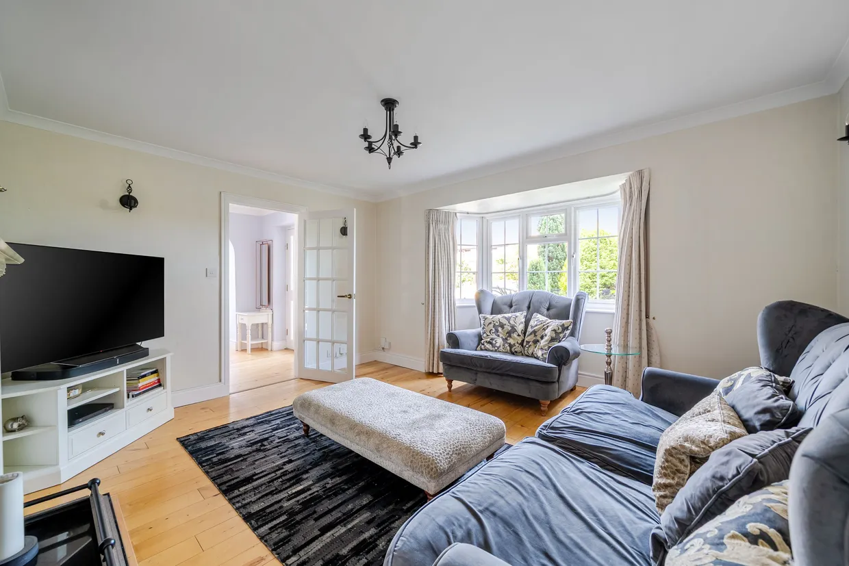 Rosewood Drive, Shepperton, TW17 photo 7
