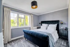 Rosewood Drive, Shepperton, TW17 photo 9