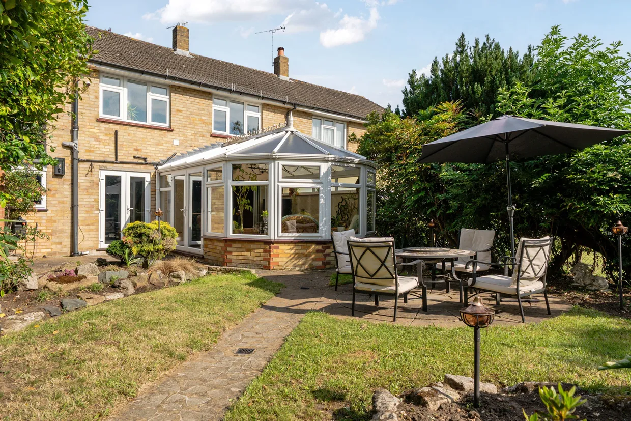 Rosewood Drive, Shepperton, TW17 photo 14