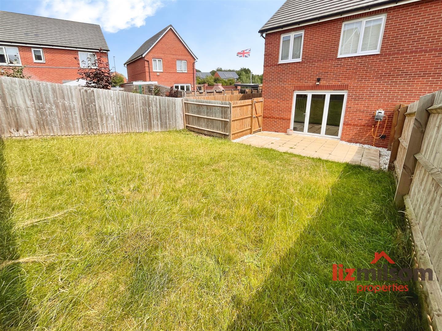 Emerald Gardens, Newhall, Swadlincote Image 4
